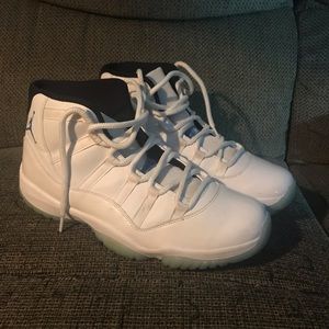 Air Jordan Columbia/Legend Blue 11s